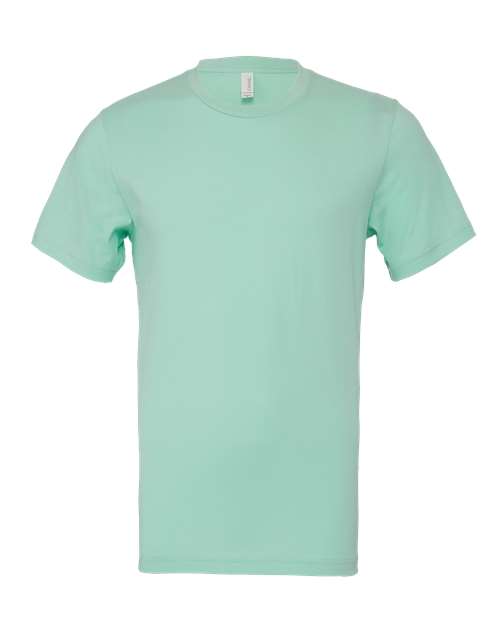 Mint green crew-neck T-shirt with short sleeves